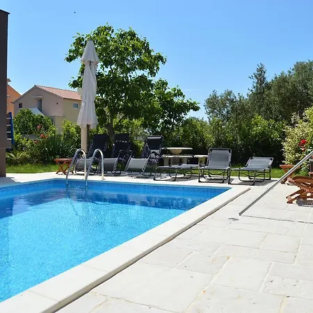 Casa de Férias Holiday House Tina Tribunj